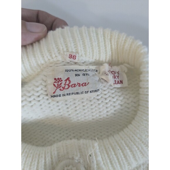 Vintage Bara Granny Core Cream Sweater Cardigan with 3D roses Size 36 XS?? - Picture 3 of 7